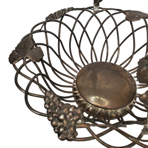 Godinger Silver Art Co Ltd. Wire Basket With Handle Grapevine Grape Leaves 11" - Picture 5 of 12
